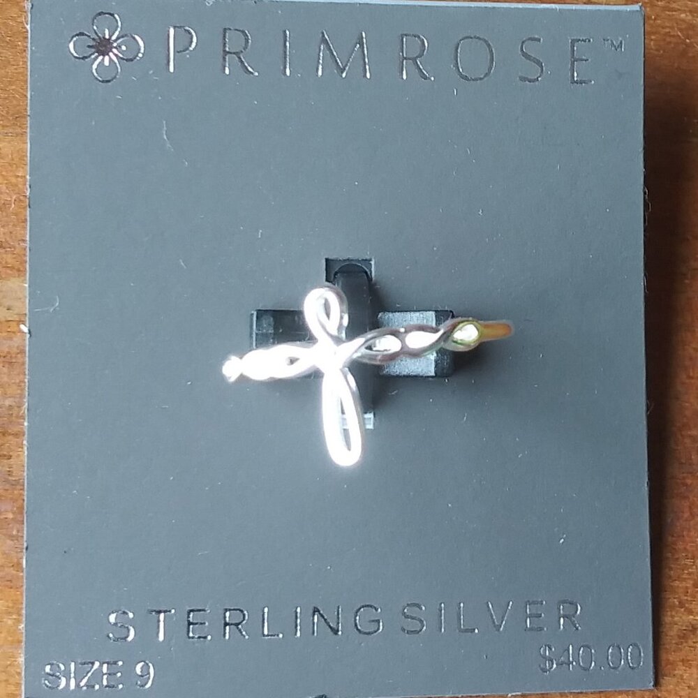 Primrose Sterling Silver Loop Cross Ring Size 9